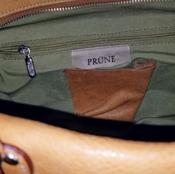 Prune Leather Shoulder Bag - Picture 3 of 8